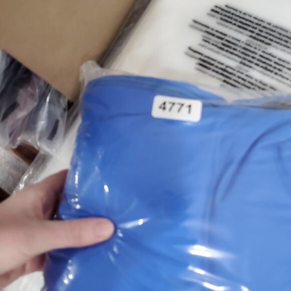 Lululemon Vest Womens Small Blue Down For It All Primaloft Goose Down Running - Picture 10 of 10